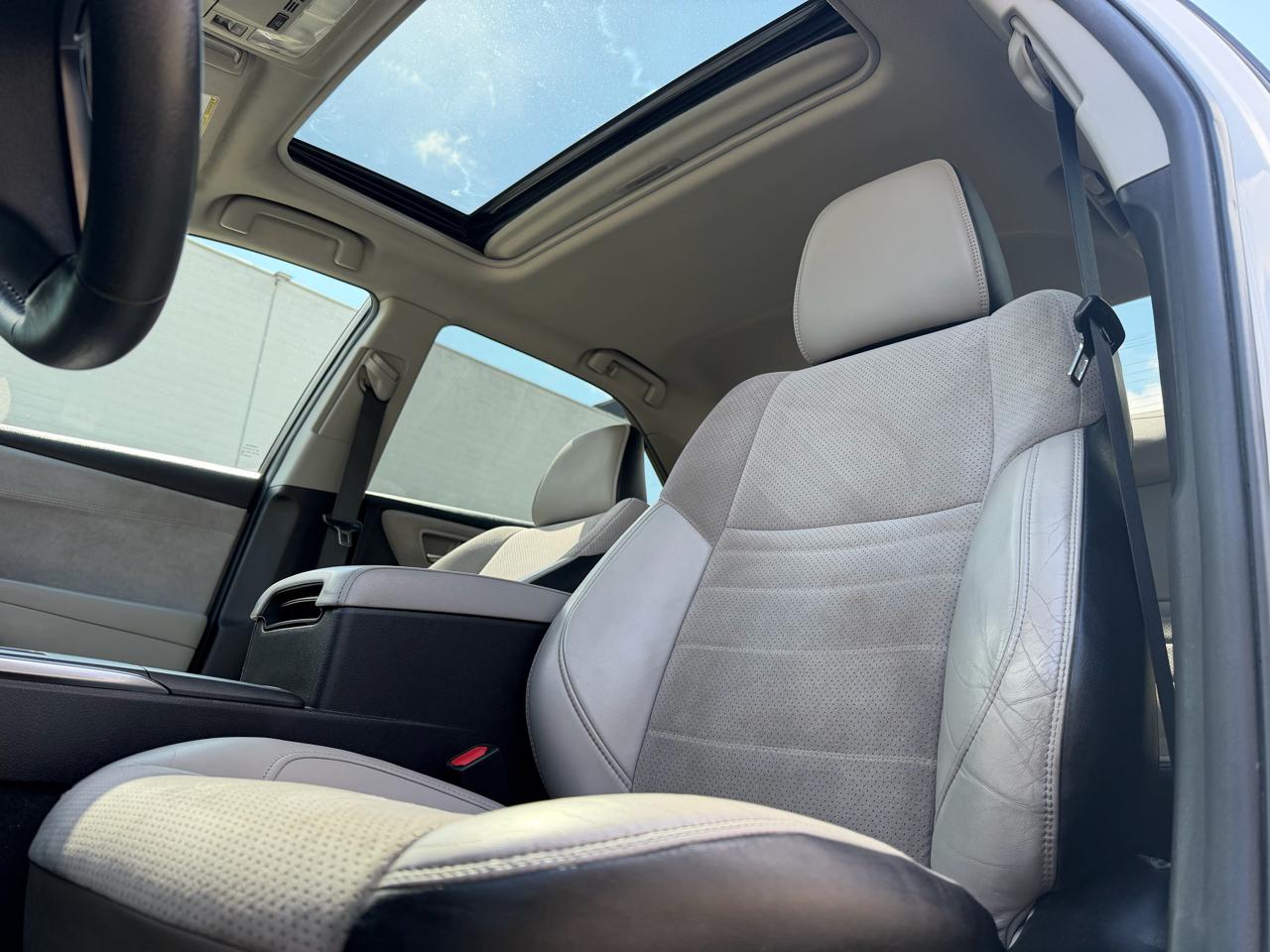 Toyota Camry SE 2015