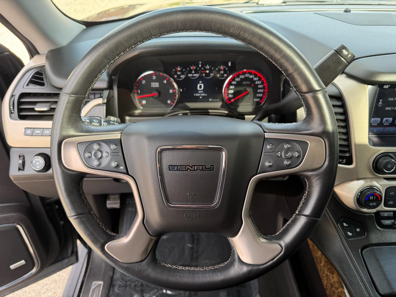 GMC Yukon XL Denali 4WD 2016