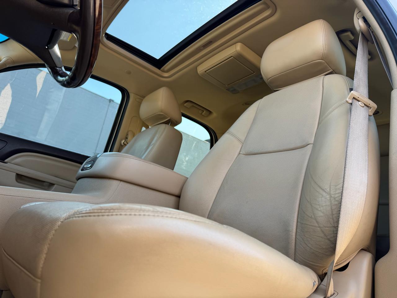 GMC Yukon Denali 4WD 2012