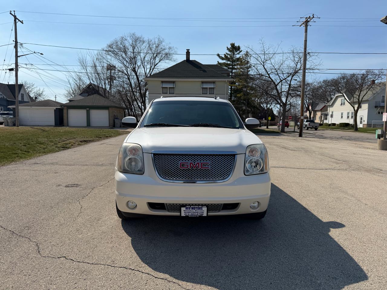 GMC Yukon Denali 4WD 2012