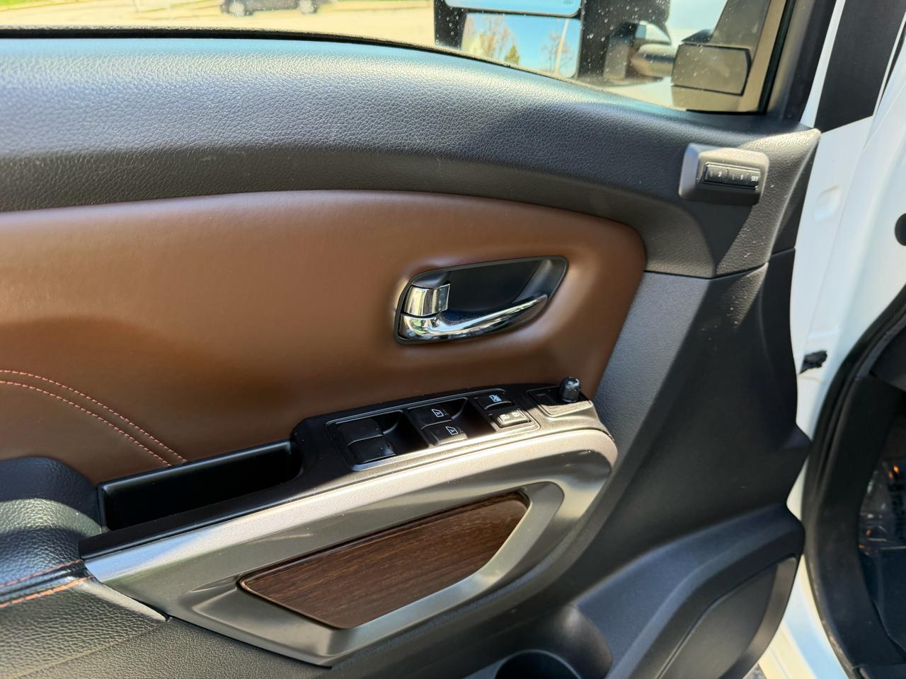 Nissan Titan XD Platinum Reserve 2017