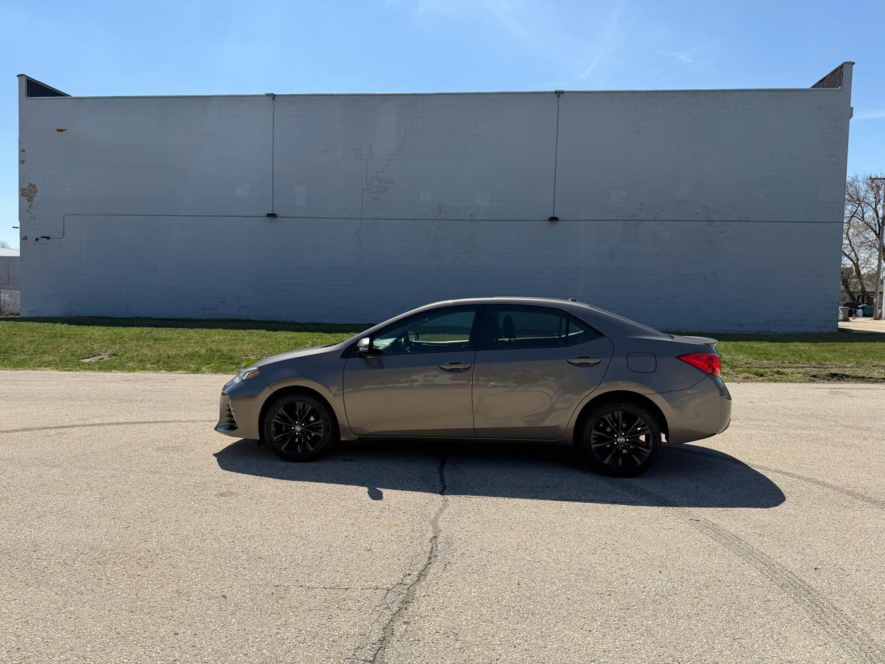 Toyota Corolla LE CVT 2017