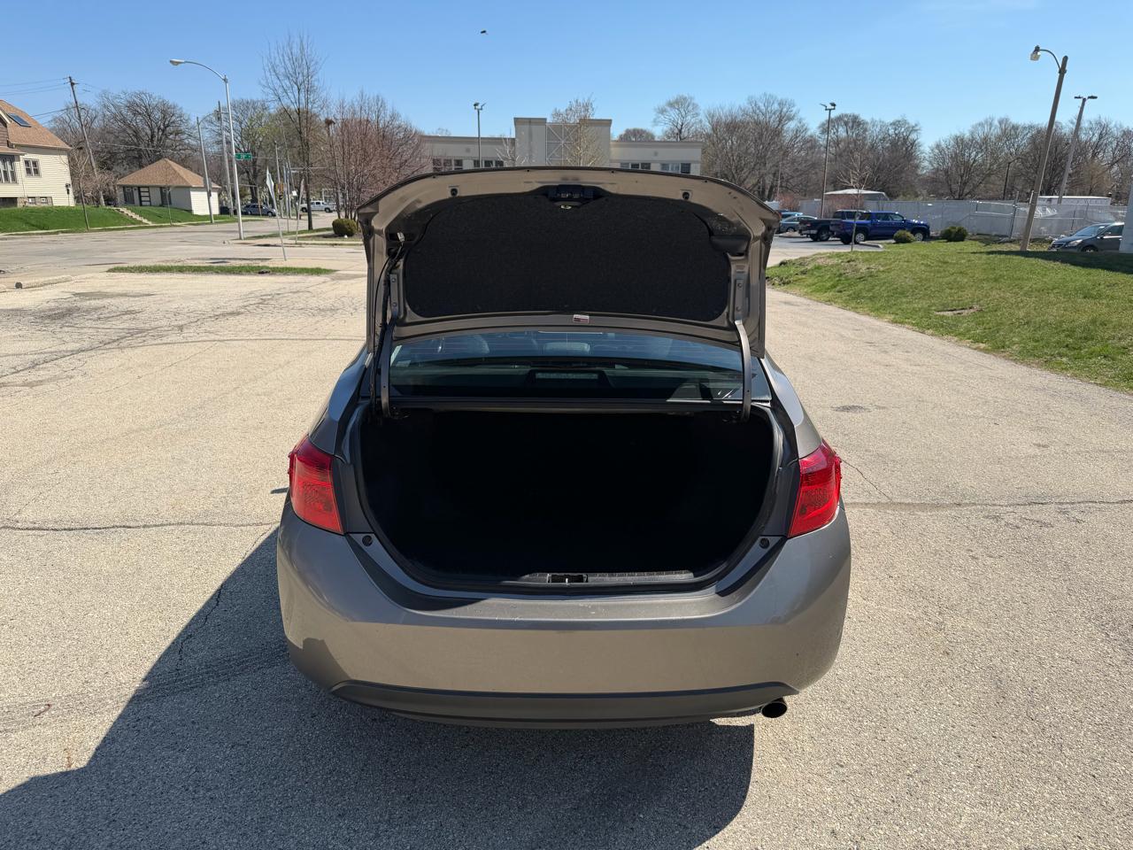 Toyota Corolla LE CVT 2017