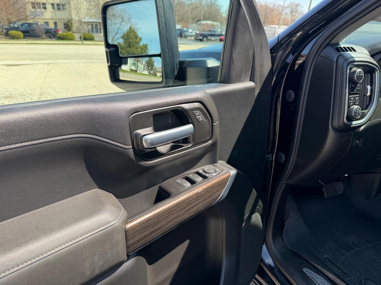 Chevrolet Silverado 2500HD LT Crew Cab Short Box 4WD 2021