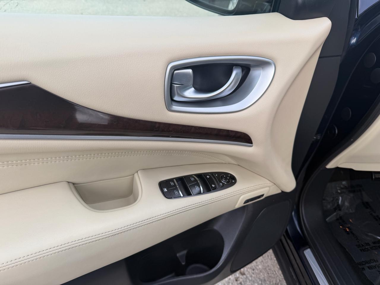 Infiniti QX60 Base AWD 2015