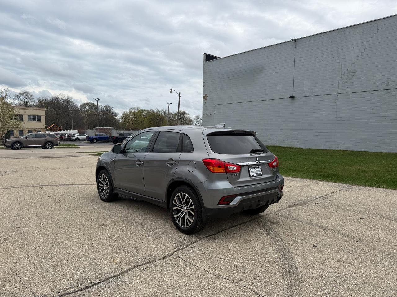 Mitsubishi Outlander Sport 2.0 SE 4WD CVT 2019