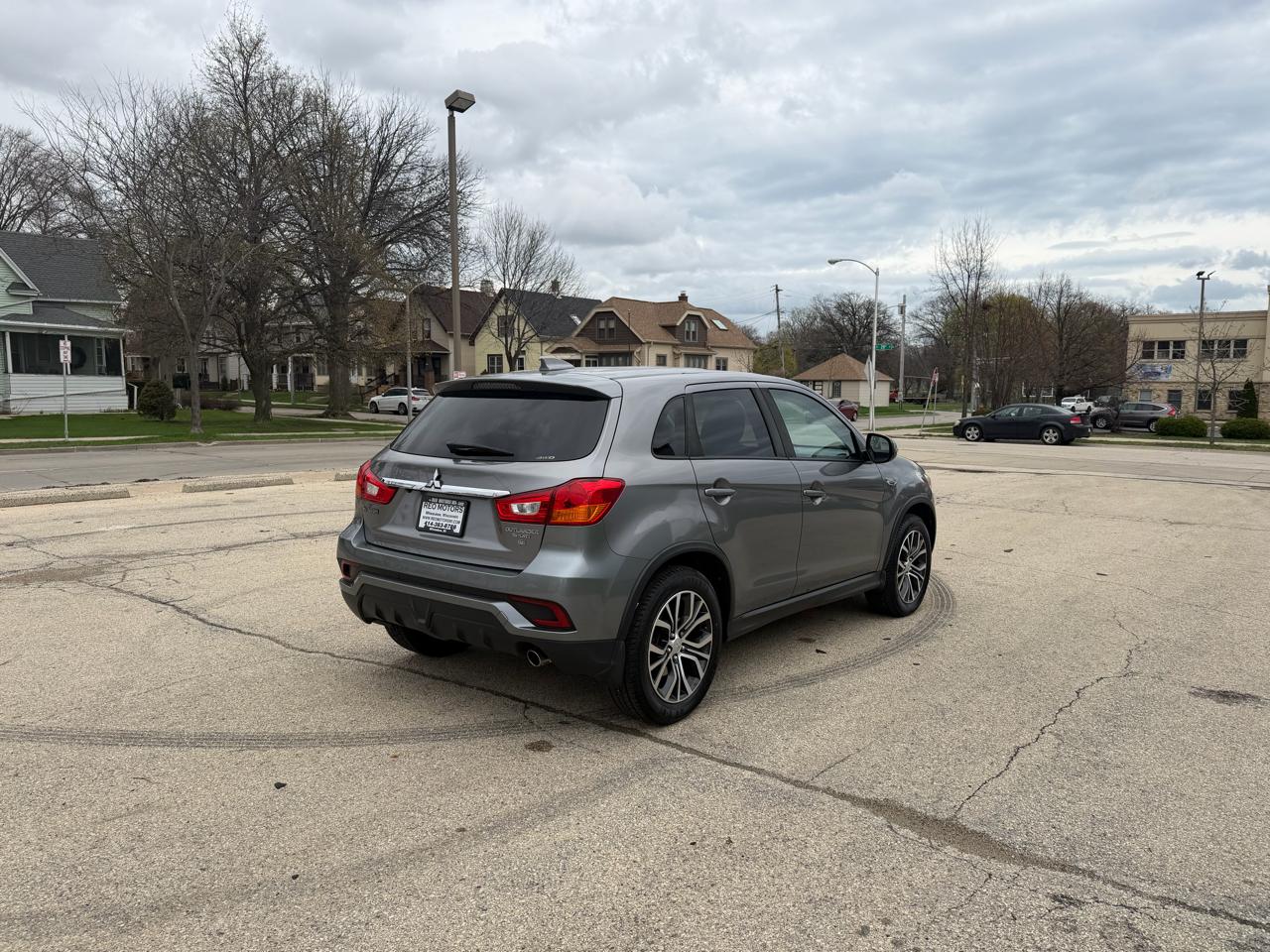 Mitsubishi Outlander Sport 2.0 SE 4WD CVT 2019