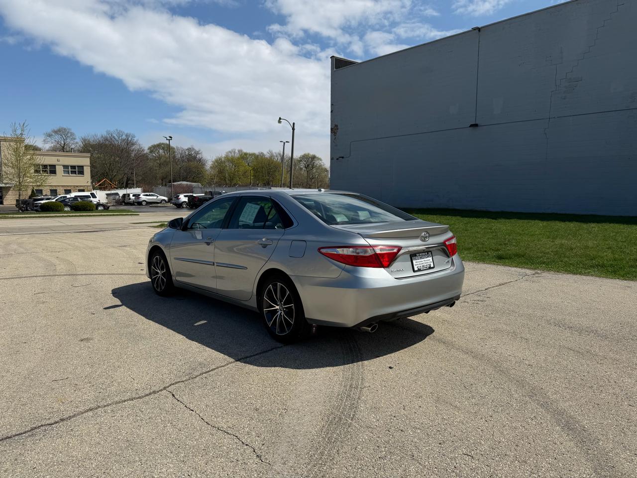 Toyota Camry XLE V6 2016
