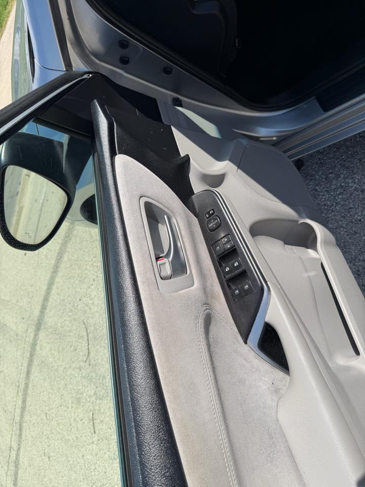 Toyota Camry XLE V6 2016