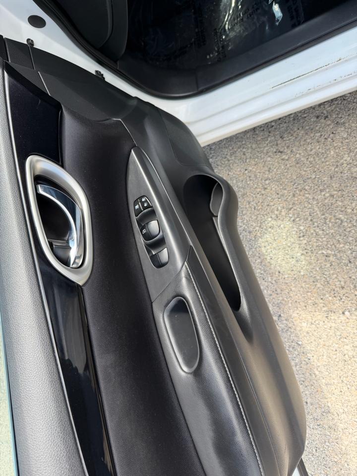 Nissan Sentra S 6MT 2017