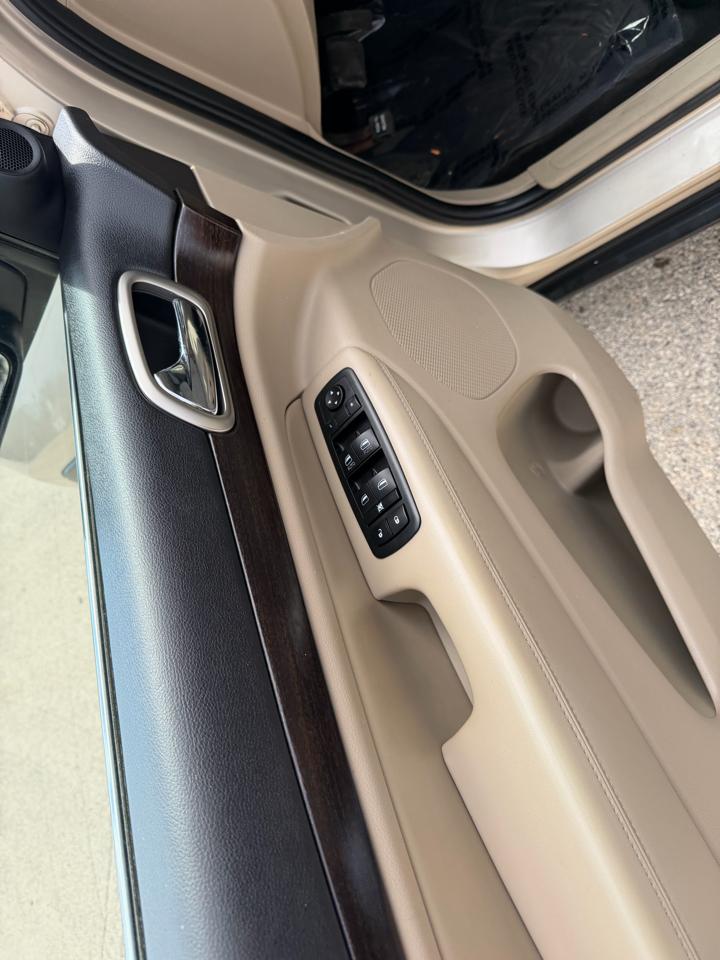 Jeep Grand Cherokee Laredo 4WD 2014