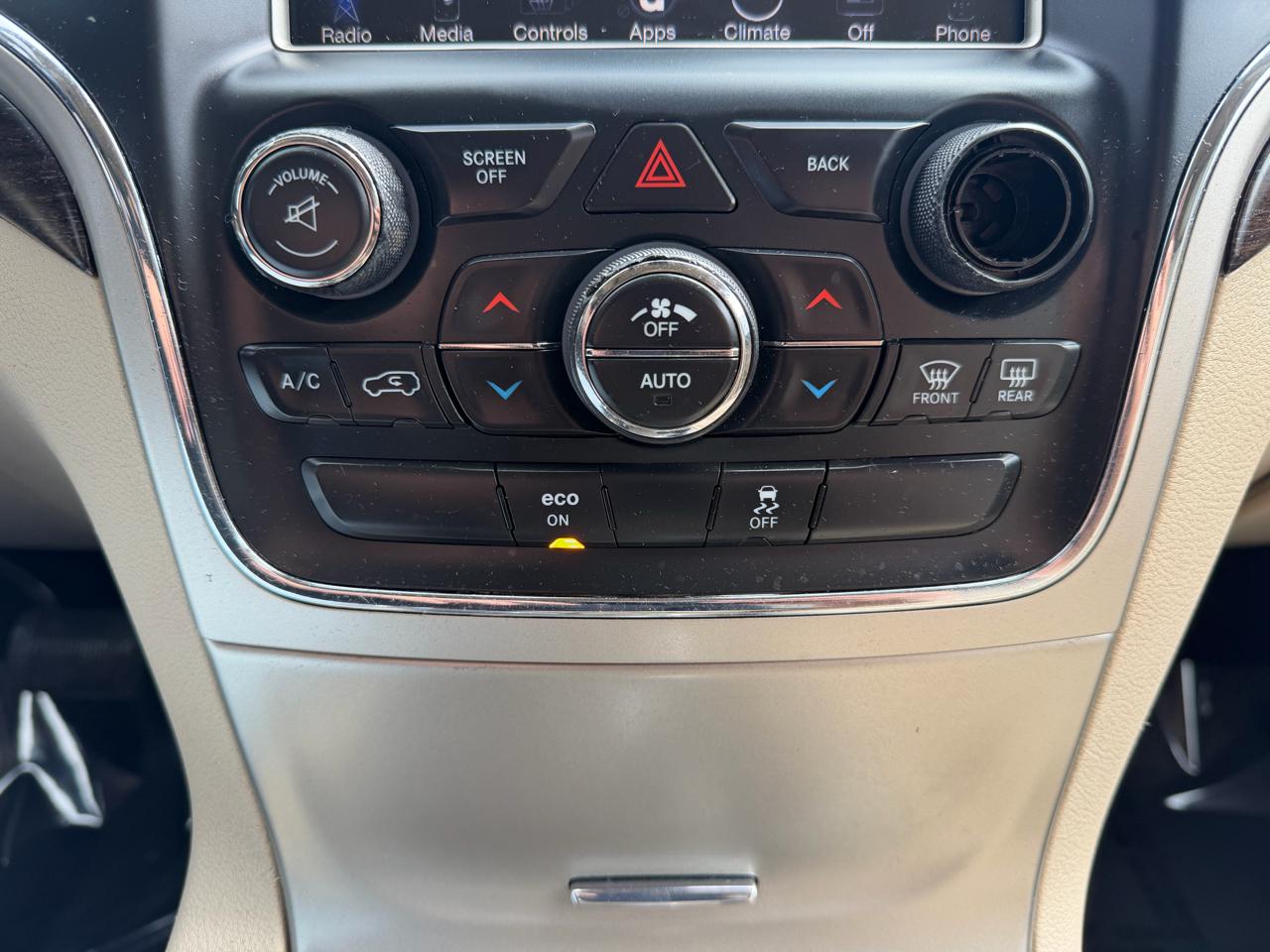 Jeep Grand Cherokee Laredo 4WD 2014