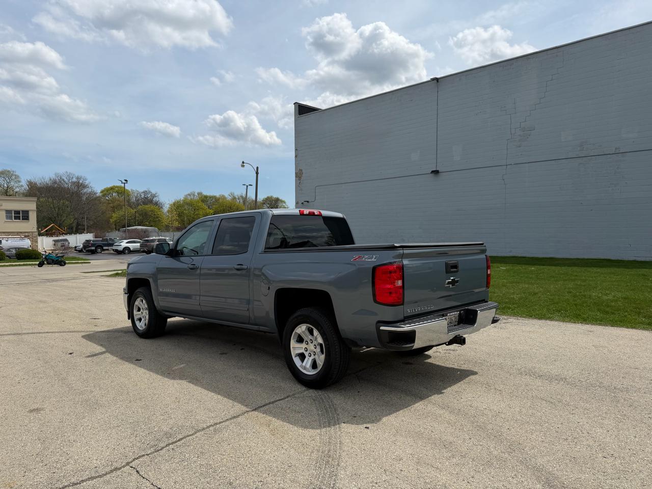 Chevrolet Silverado 1500 LT Crew Cab Long Box 4WD 2015