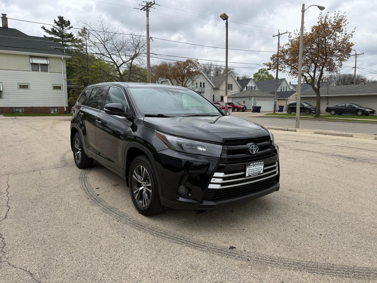 Toyota Highlander LE Plus AWD V6 2017