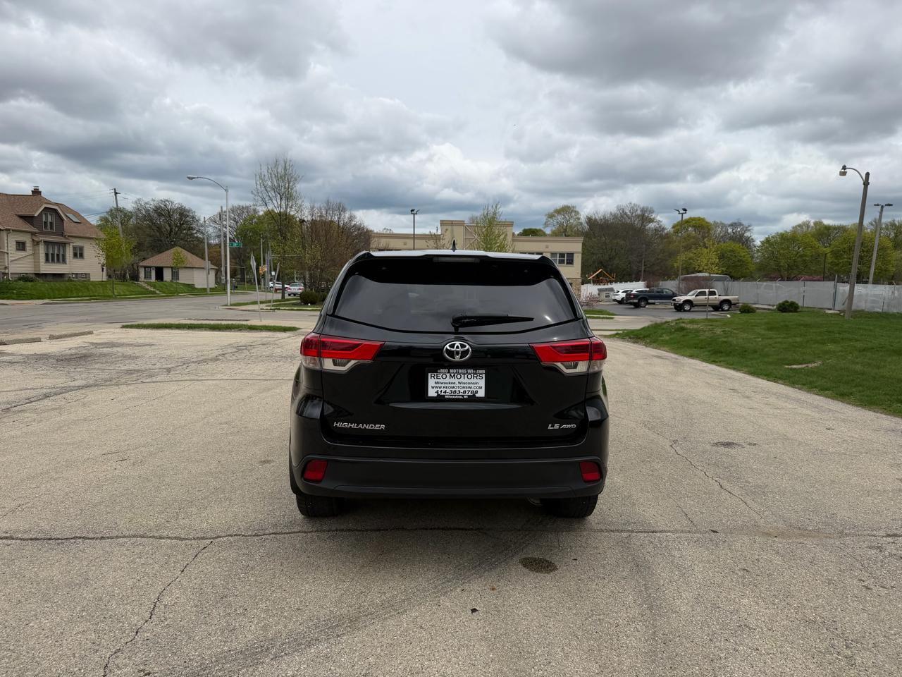 Toyota Highlander LE Plus AWD V6 2017