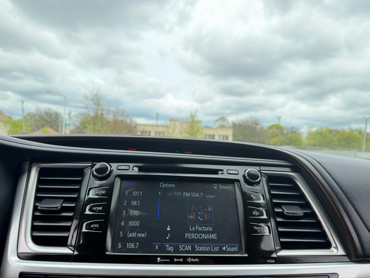 Toyota Highlander LE Plus AWD V6 2017