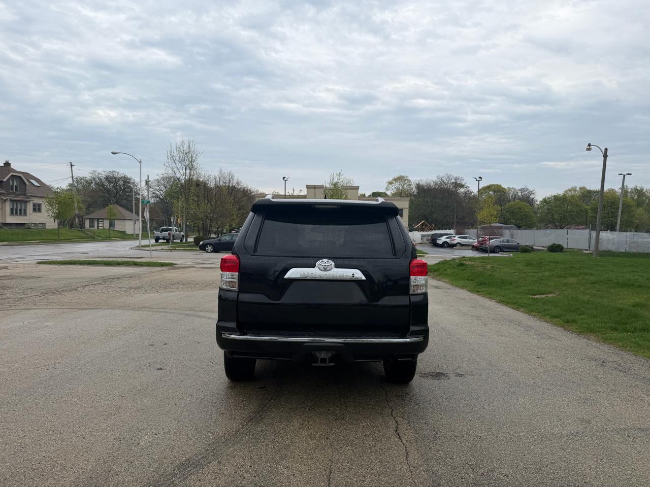 Toyota 4Runner SR5 4WD 2011