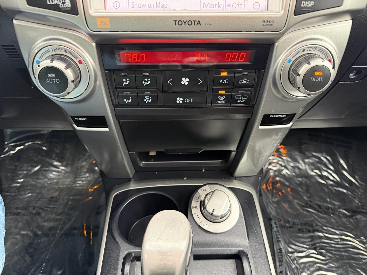 Toyota 4Runner SR5 4WD 2011