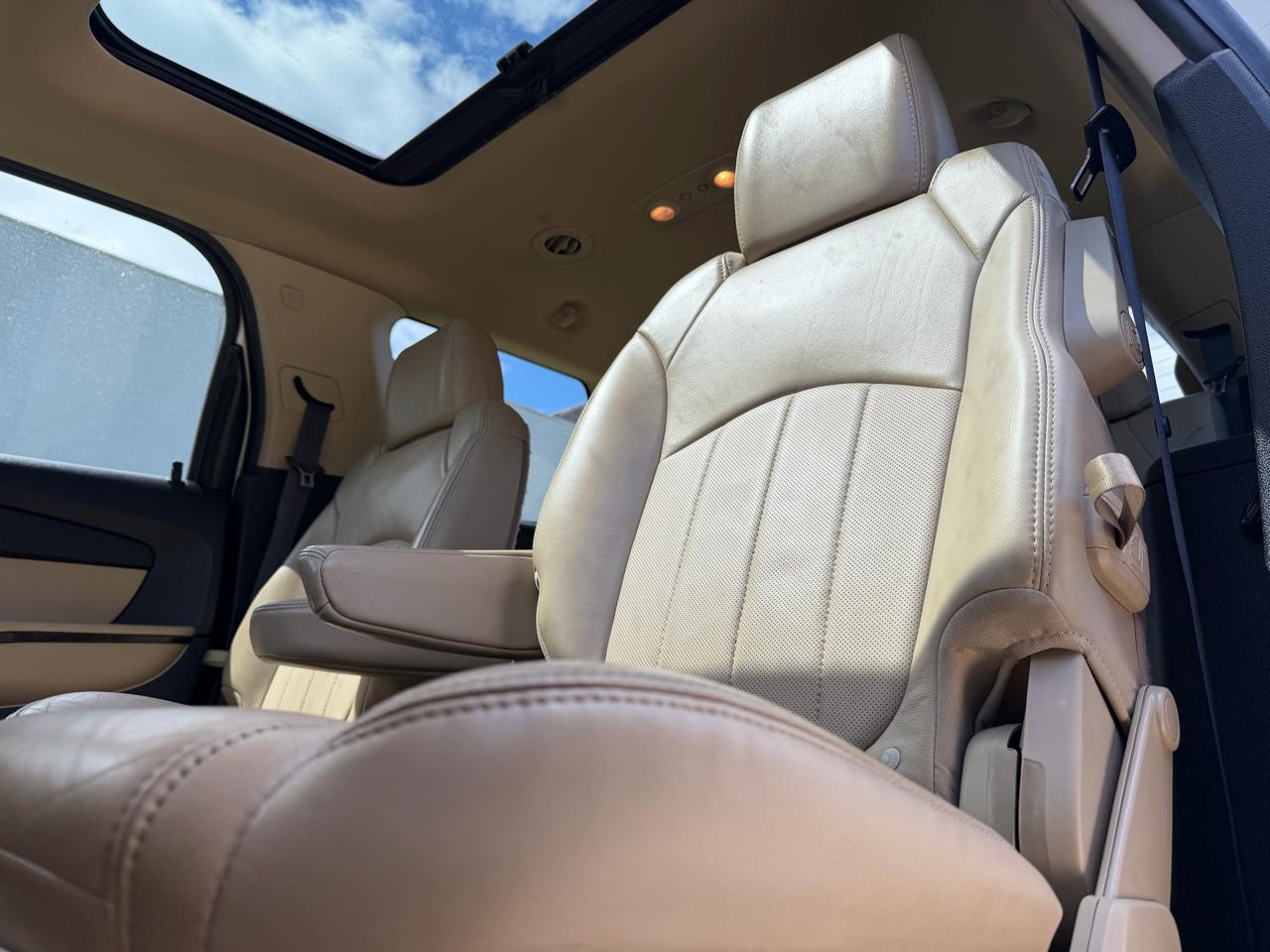 GMC Acadia Denali AWD 2012