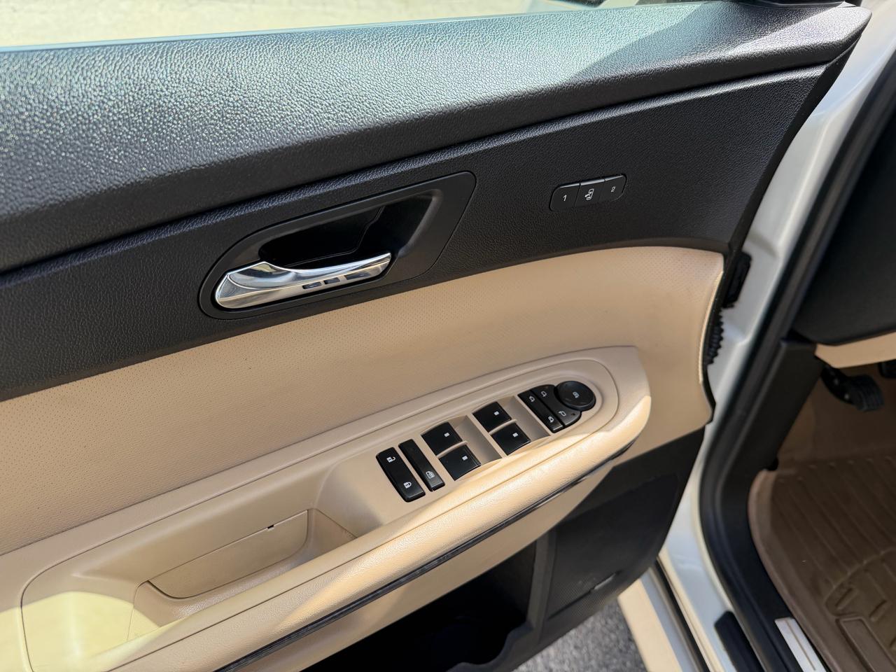 GMC Acadia Denali AWD 2012