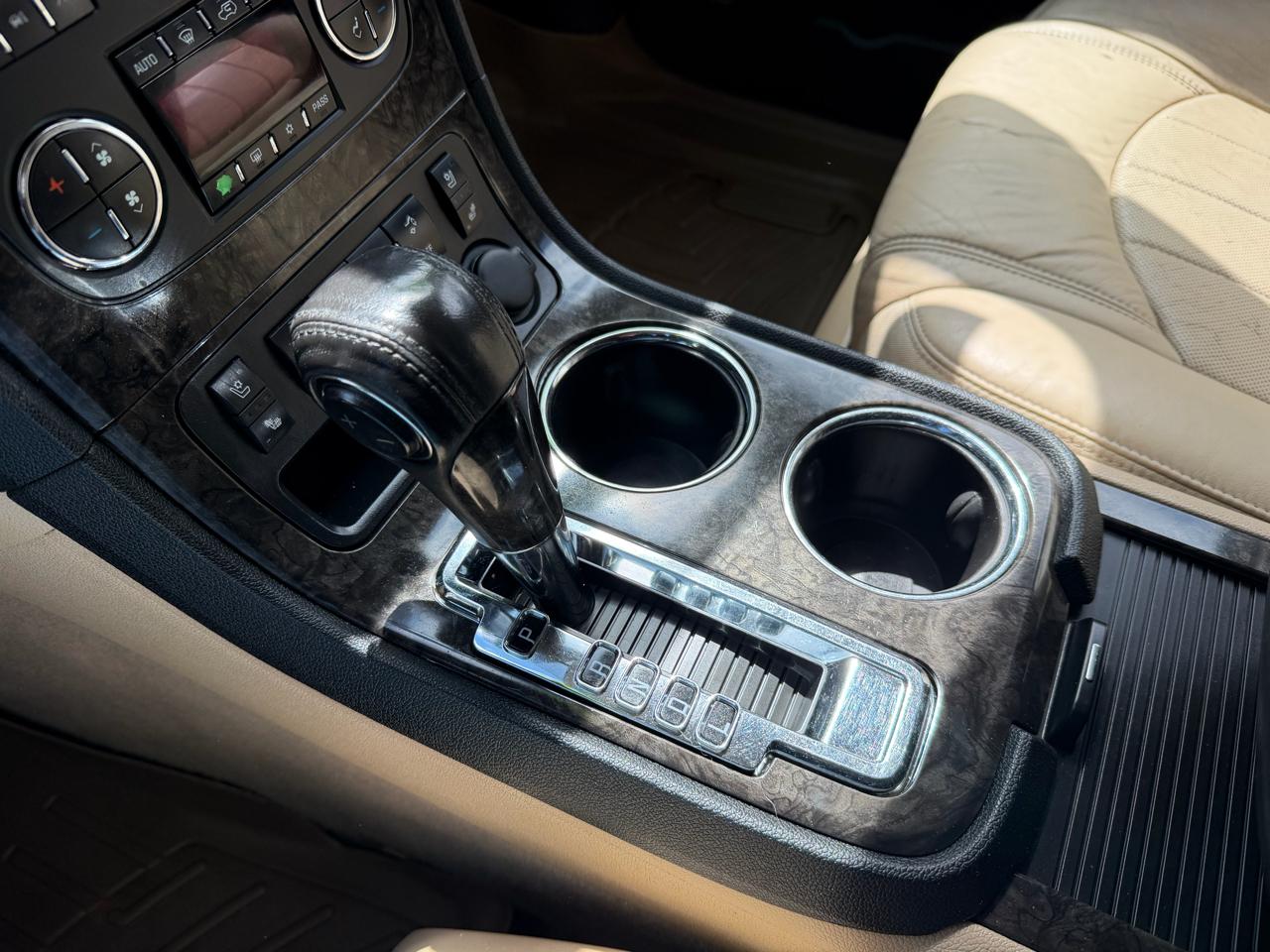 GMC Acadia Denali AWD 2012