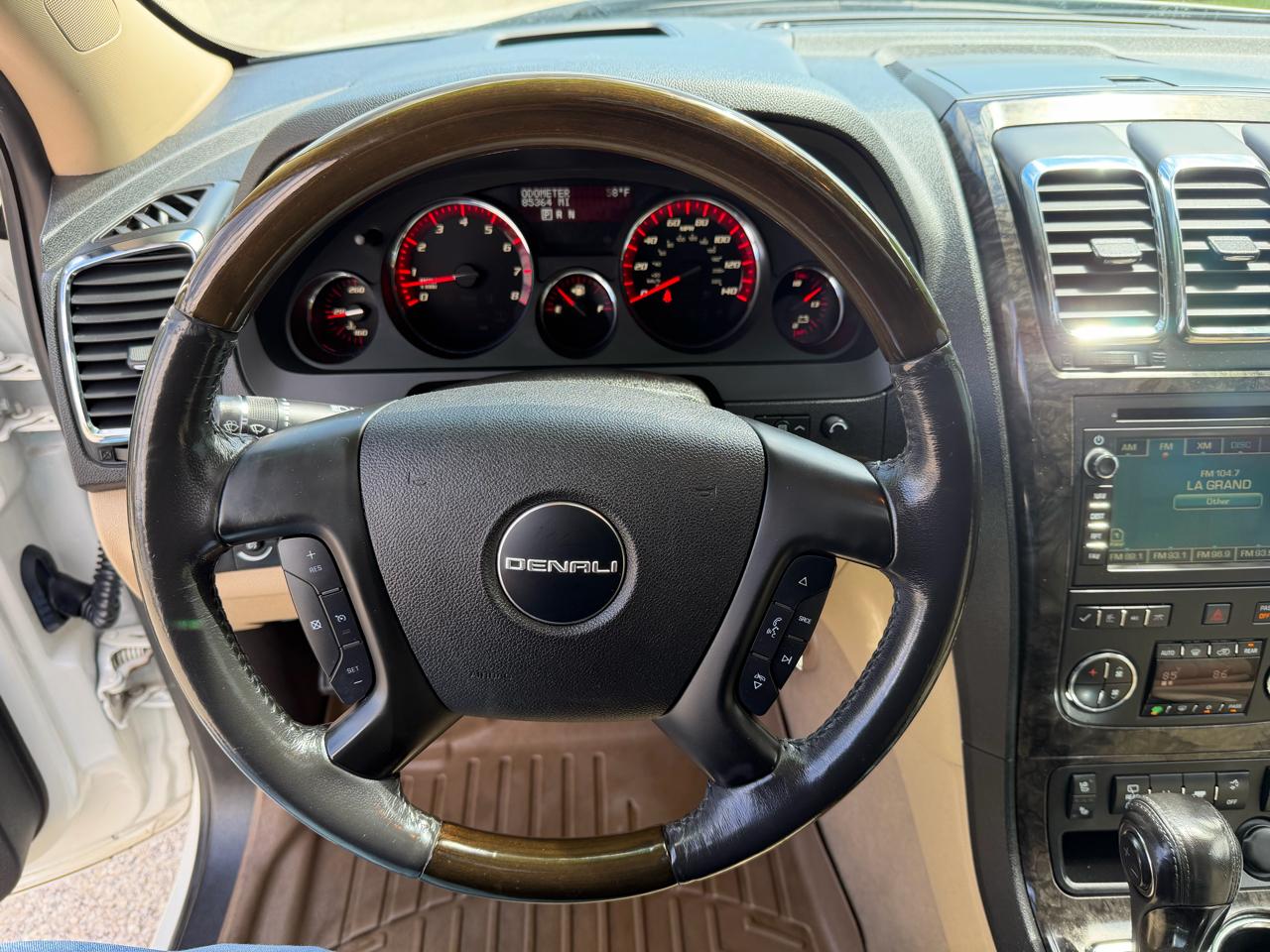 GMC Acadia Denali AWD 2012