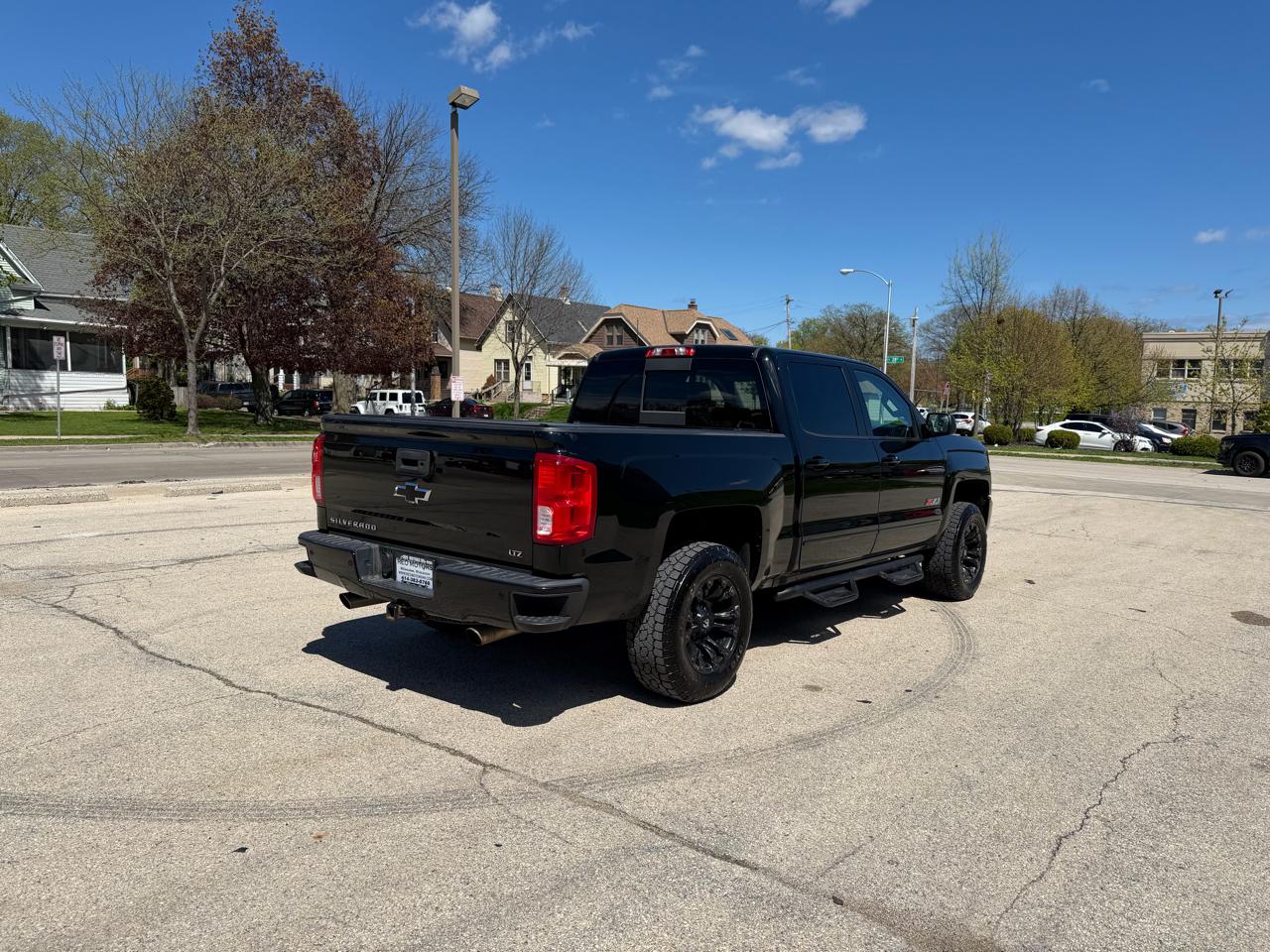 Chevrolet Silverado 1500 LTZ Crew Cab 4WD 2018