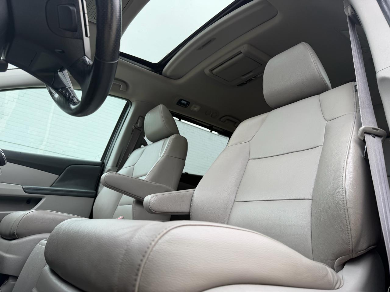 Honda Odyssey Touring 2014
