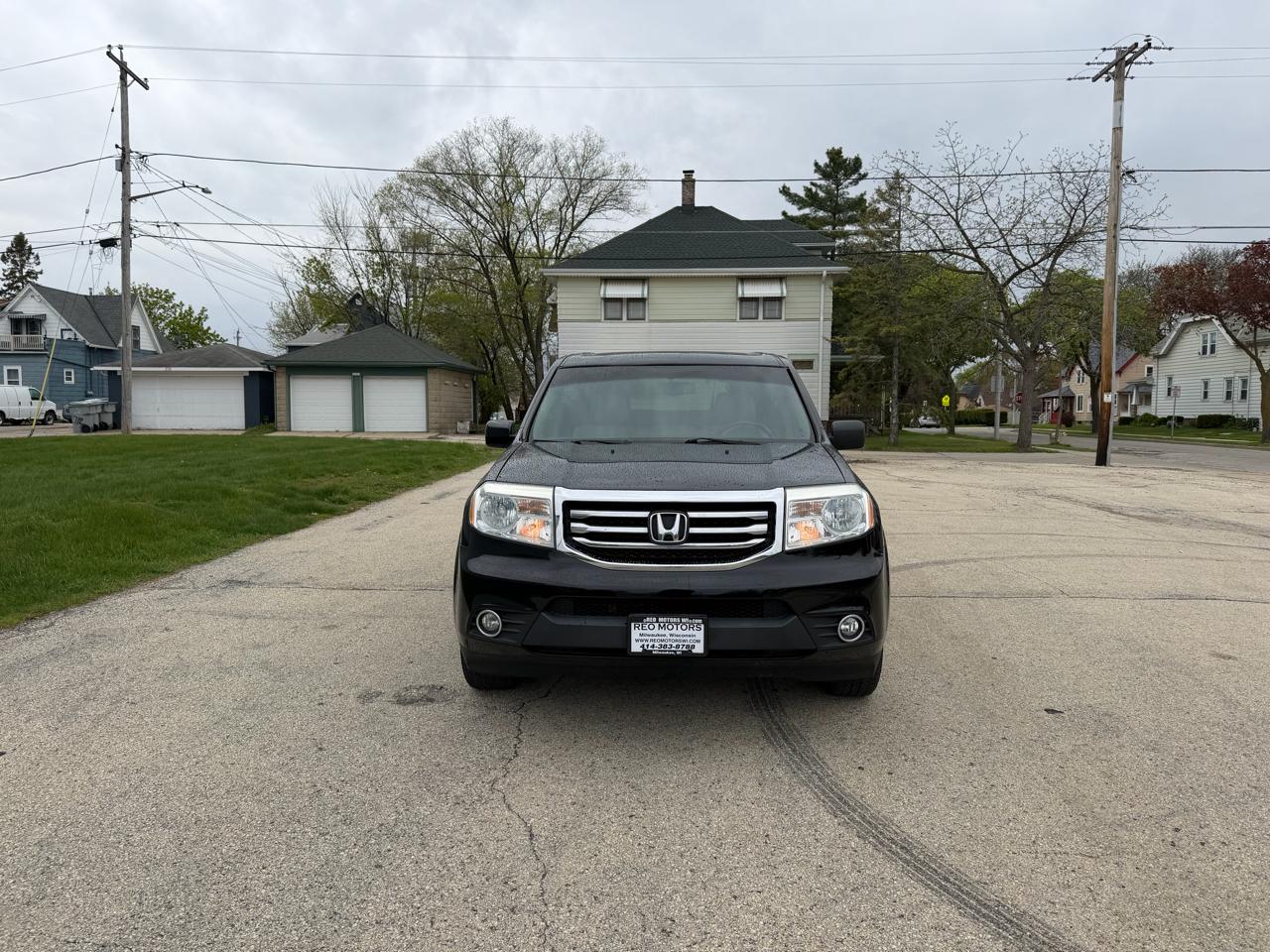 Honda Pilot EX-L 4WD 5-Spd AT with DVD 2013