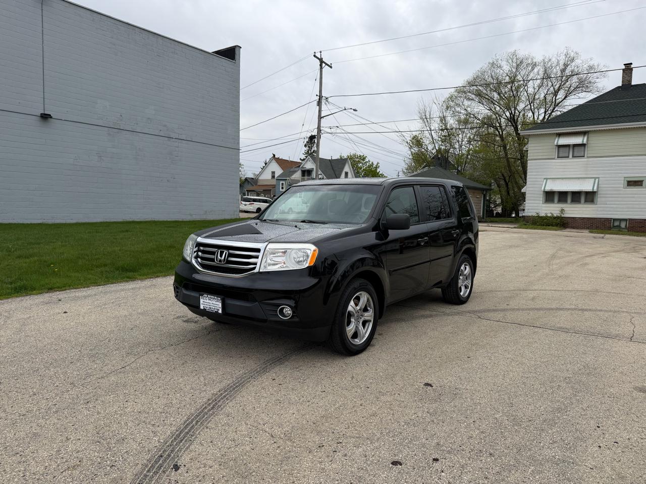 Honda Pilot EX-L 4WD 5-Spd AT with DVD 2013