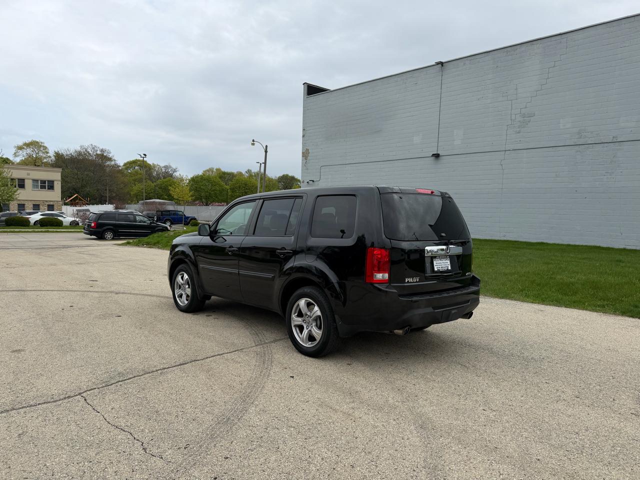 Honda Pilot EX-L 4WD 5-Spd AT with DVD 2013