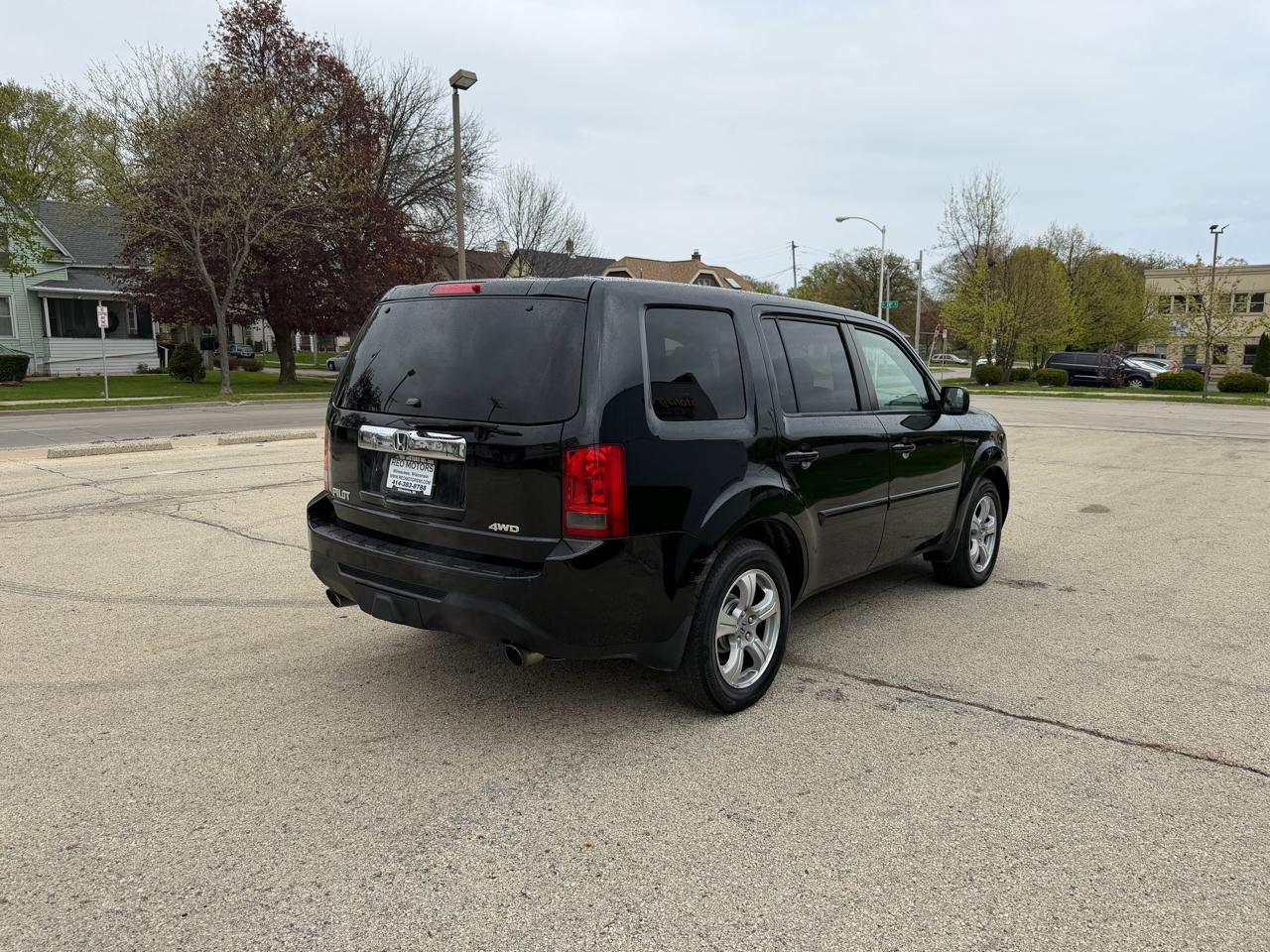 Honda Pilot EX-L 4WD 5-Spd AT with DVD 2013