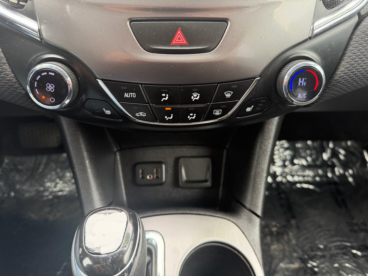Chevrolet Cruze LT Hatchback 2019