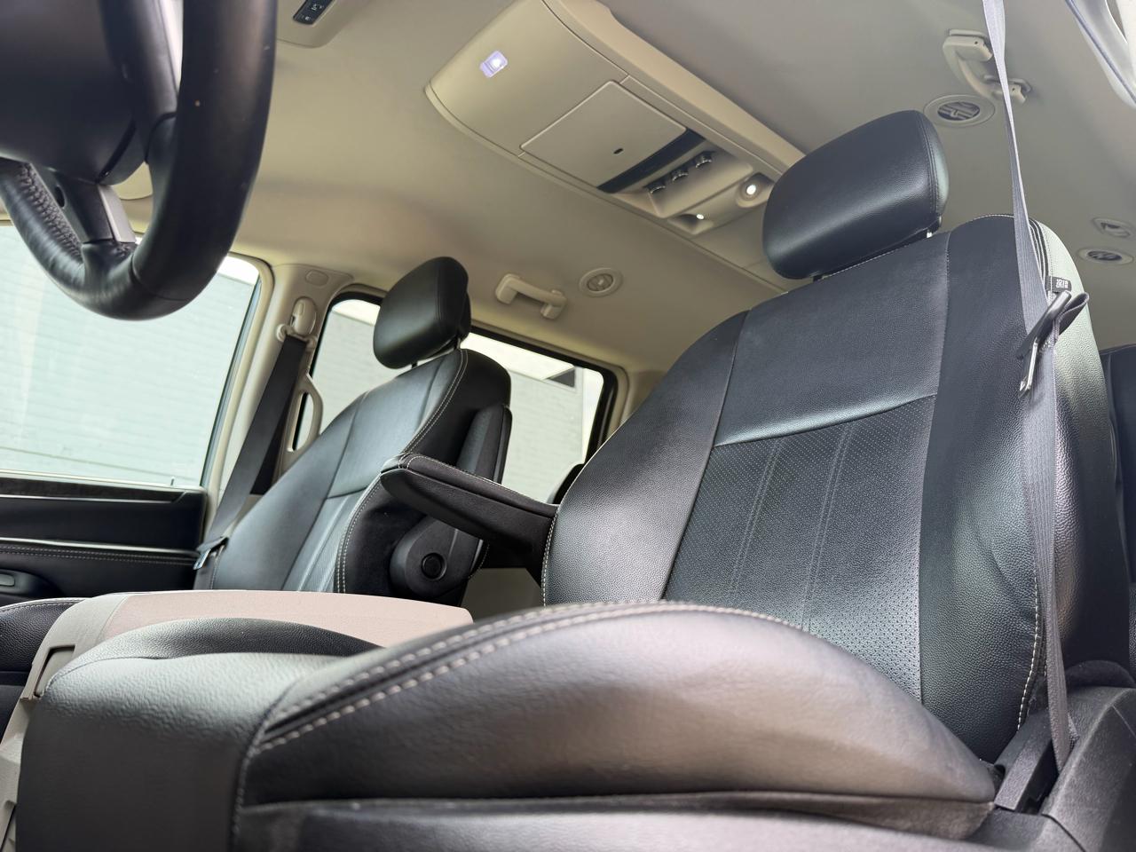 Chrysler Town & Country Touring-L 2015
