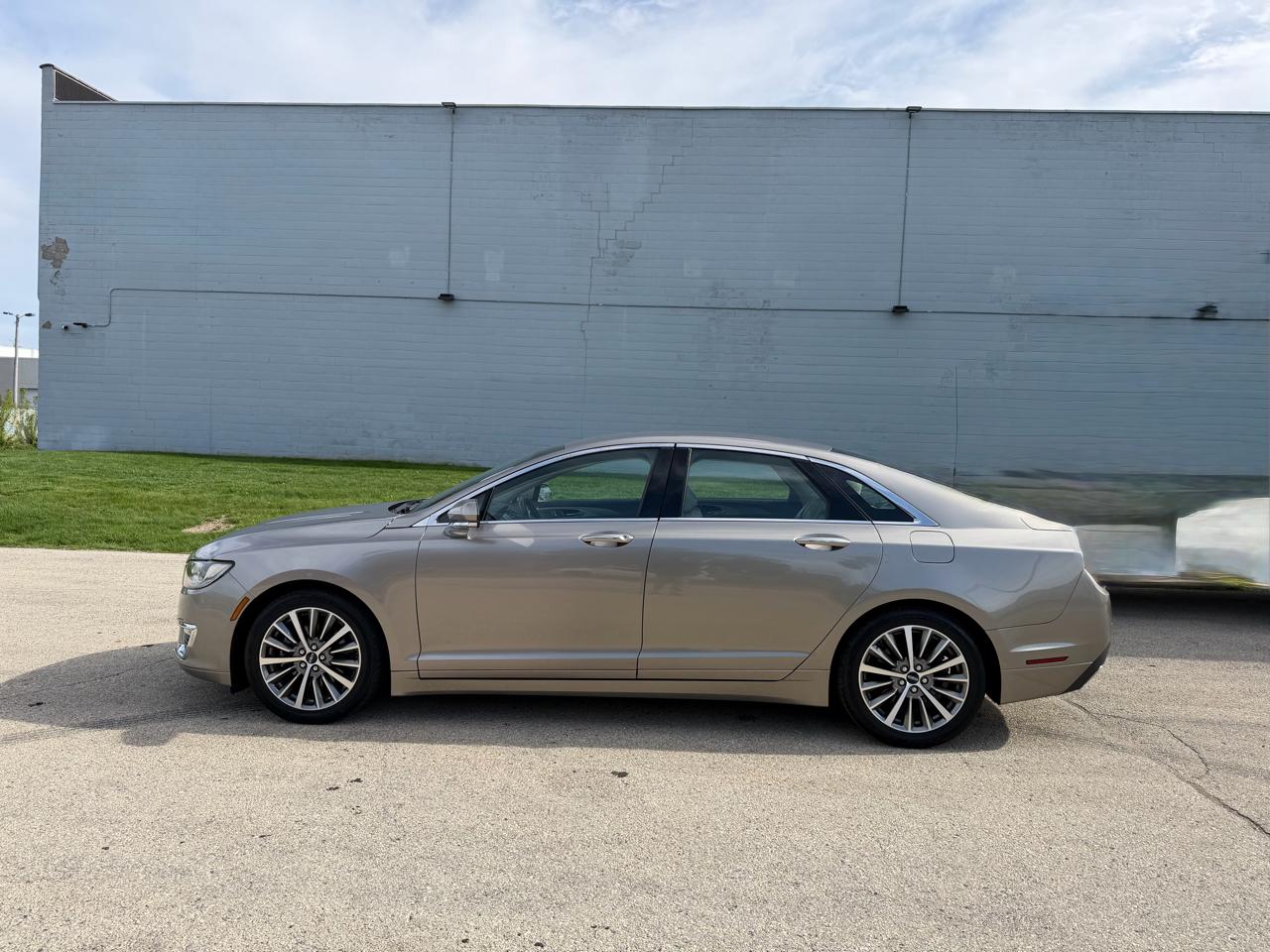 Lincoln MKZ Base 2020