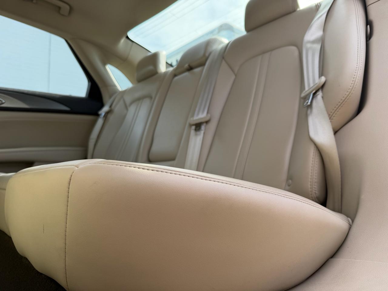 Lincoln MKZ Base 2020