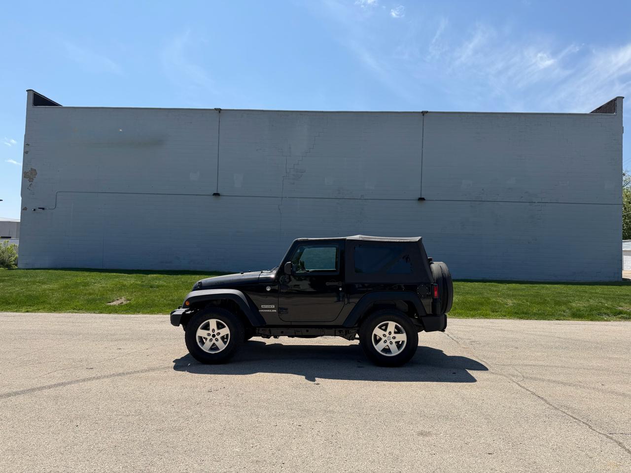 Jeep Wrangler Sport 4WD 2012