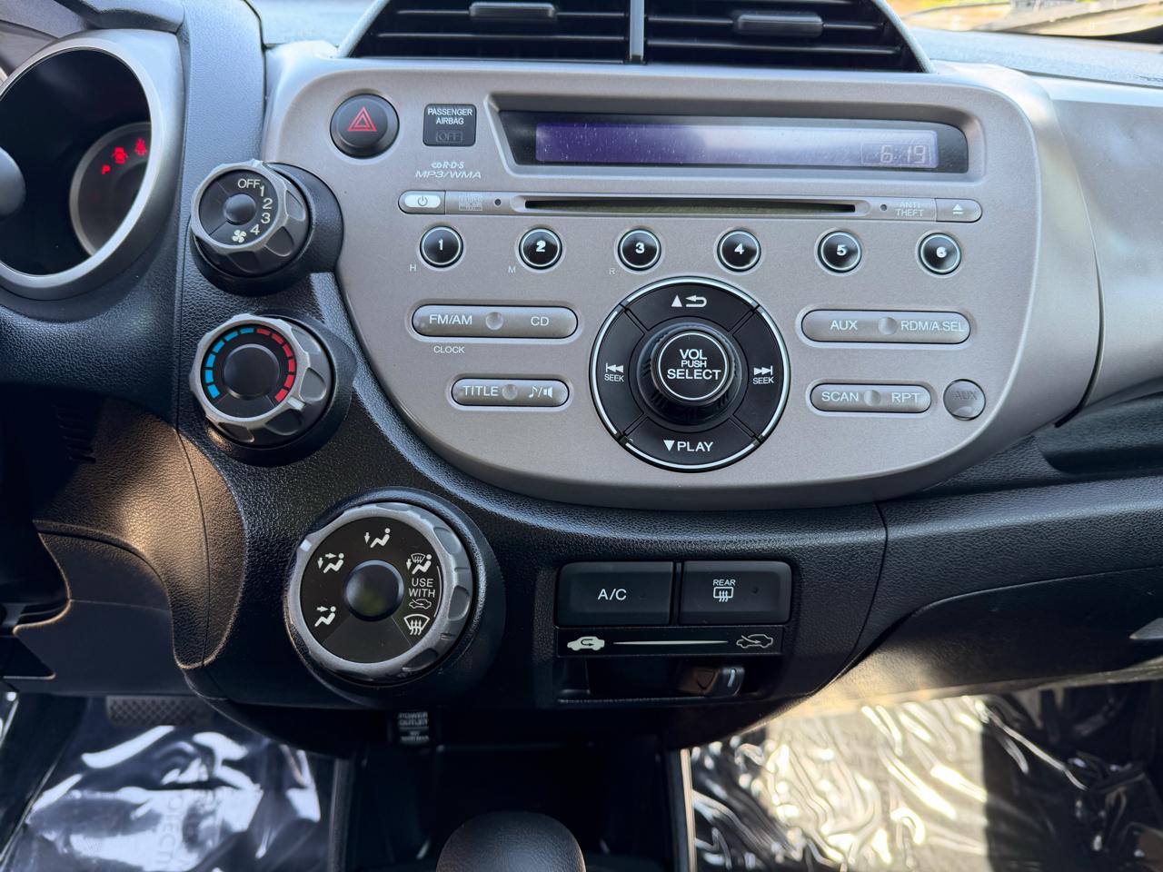 Honda Fit 5-Speed AT 2013