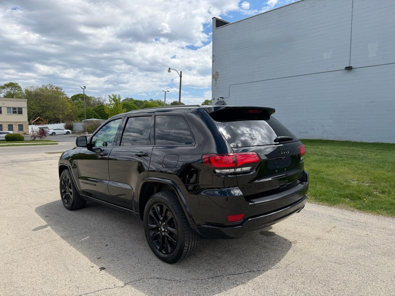 Jeep Grand Cherokee Laredo 4WD 2018