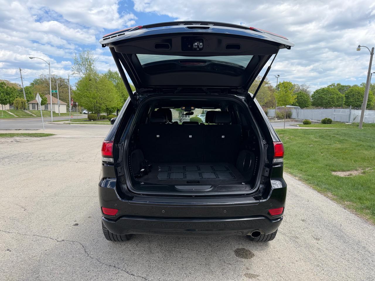 Jeep Grand Cherokee Laredo 4WD 2018
