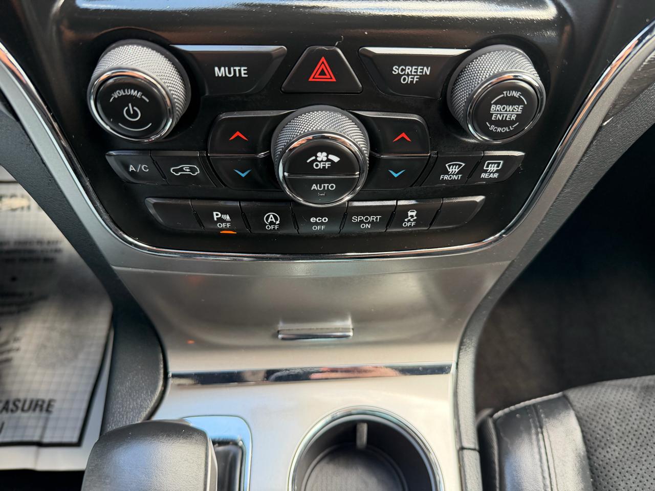 Jeep Grand Cherokee Laredo 4WD 2018