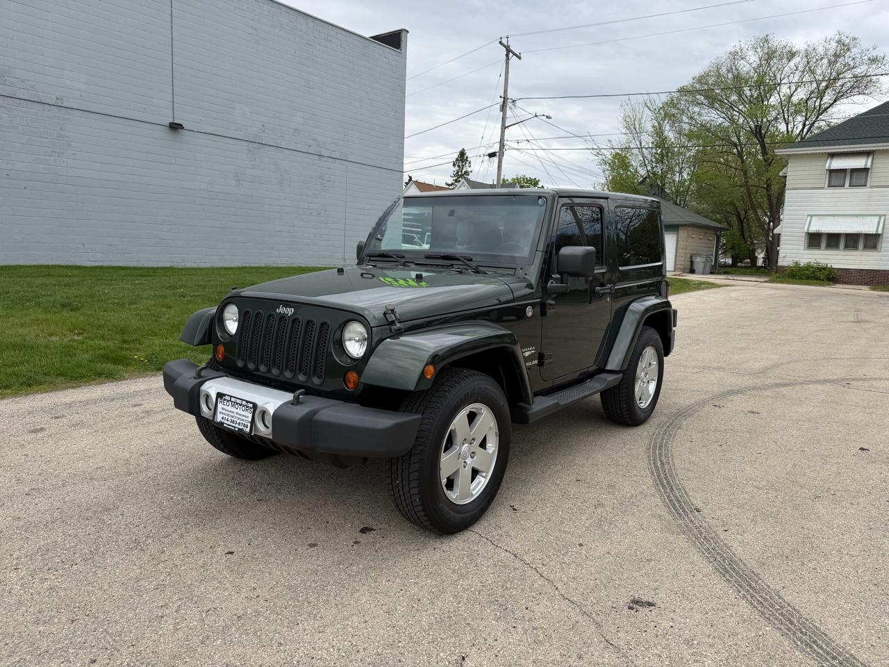 Jeep Wrangler Sahara 4WD 2011