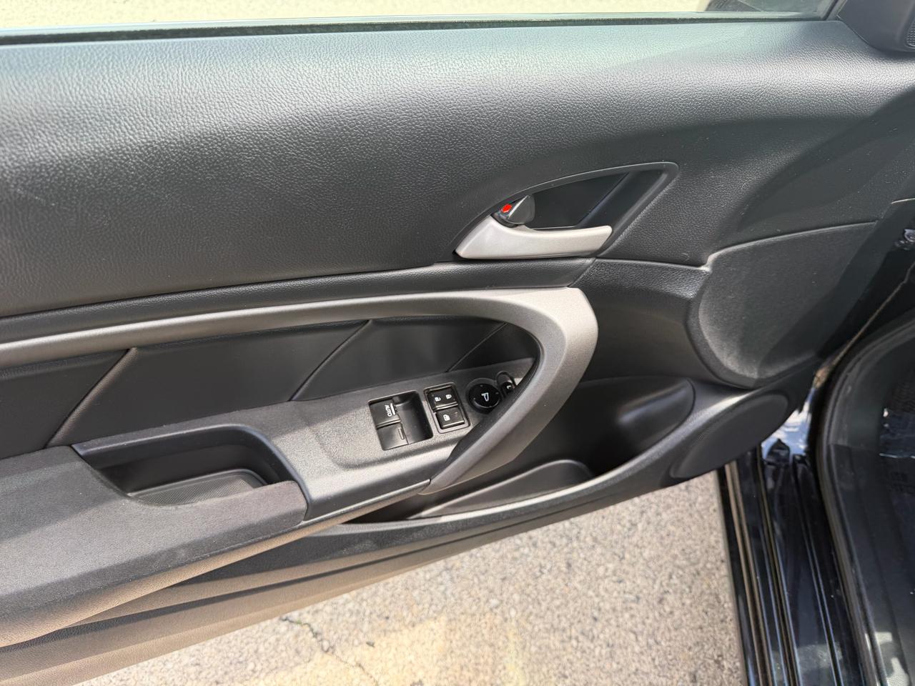 Honda Accord LX-S Coupe AT 2011
