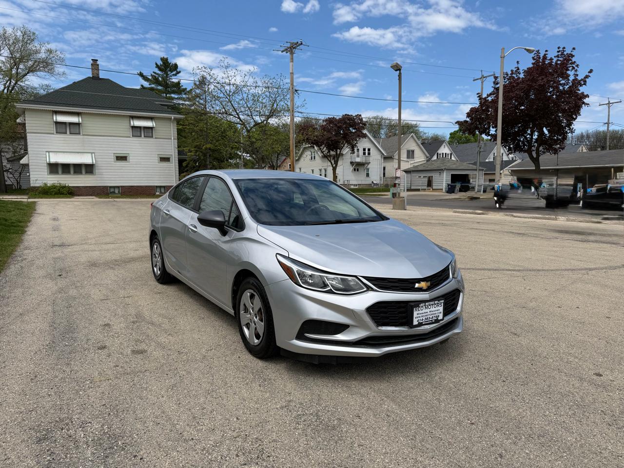 2017 Chevrolet Cruze LS Auto