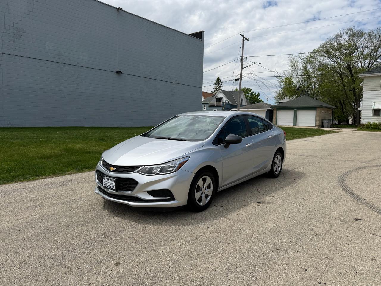 Chevrolet Cruze LS Auto 2017