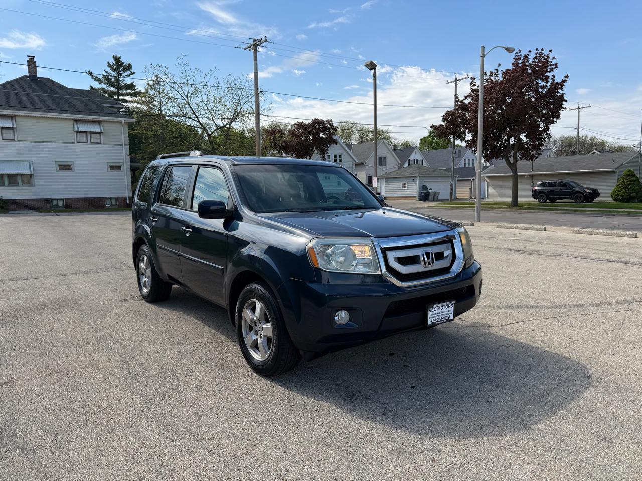 Honda Pilot EX-L 4WD 5-Spd AT 2011