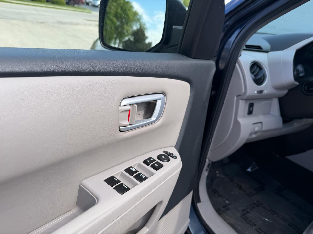 Honda Pilot EX-L 4WD 5-Spd AT 2011