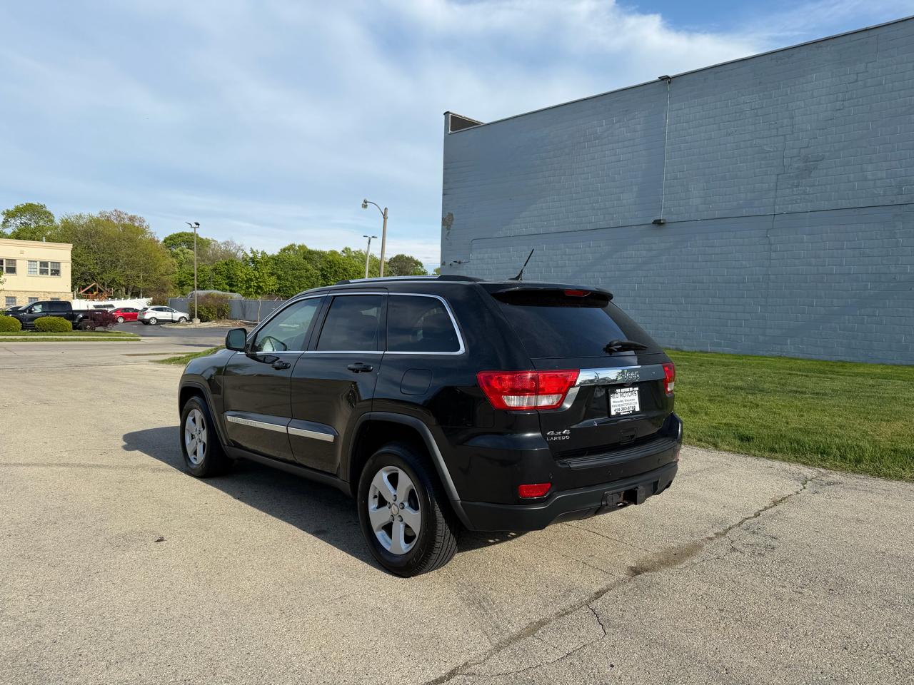 Jeep Grand Cherokee Laredo 4WD 2011