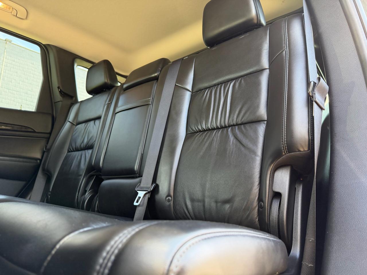 Jeep Grand Cherokee Laredo 4WD 2011