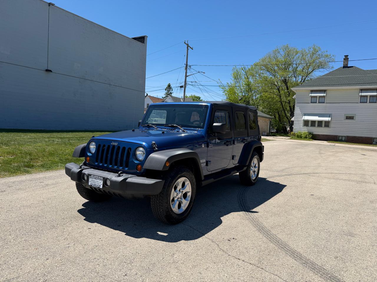 Jeep Wrangler Unlimited Sport 4WD 2010